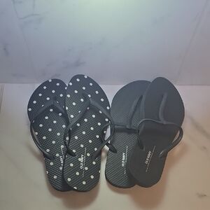 Old Navy Black and White Polka Dot Flip Flops